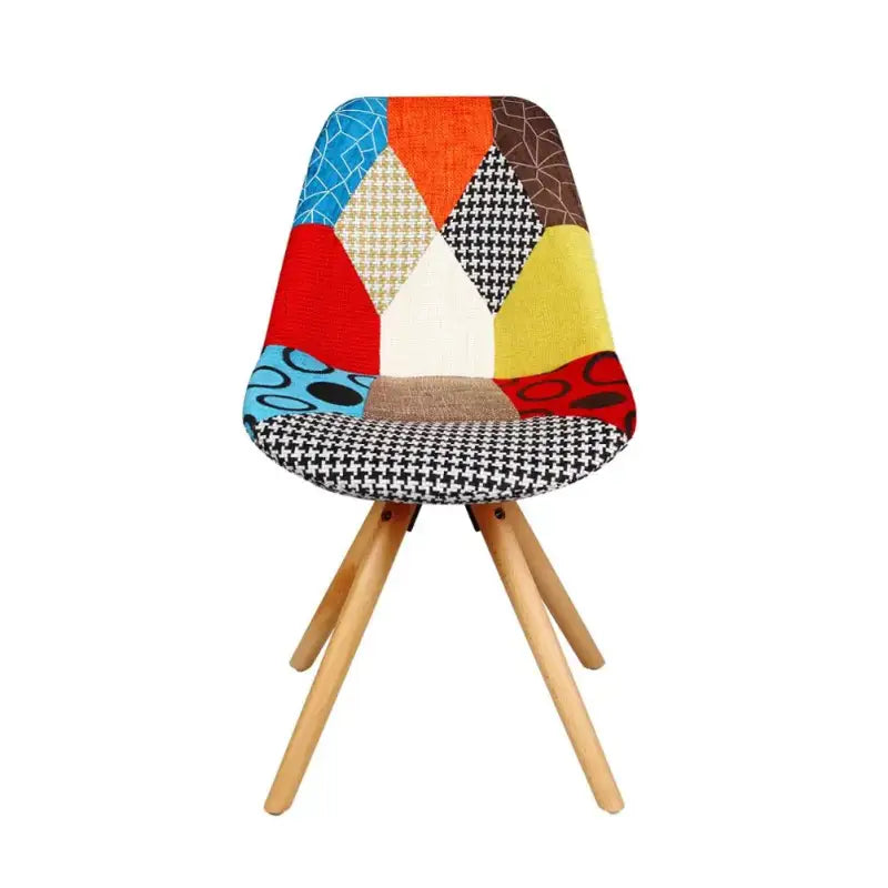 BukkitBow linnen eetkamerstoel met massieve houten poten en ergonomisch zitcomfort, zithoogte 42 cm.