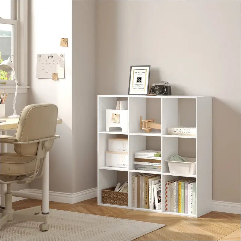 BukkitBow open houten boekenkast met 9 vakken, ruimtebesparend en stabiel, afmetingen 94x93x29,5 cm, melamine fineer afwerking.