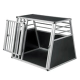 BukkitBow aluminium MDF hondentransportbox met trapeziumvorm en volledige ventilatie, zilver of zwart, 65x65x80cm.