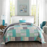 BukkitBow bedsprei met patchwork patroon, dik gewatteerd, zacht en duurzaam, verkrijgbaar in diverse maten en kleuren.