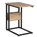 BukkitBow bijzettafel met opbergplank in industrieel design, houten blad en metalen frame voor modern interieur.