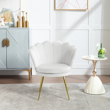 Bloemvormige velvet fauteuil van BukkitBow met zwarte metalen poten, comfortabel en stijlvol voor moderne woonruimtes