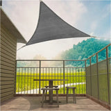 BukkitBow driehoekig schaduwdoek, 180g/m² HDPE, UV-bescherming 50+, RVS gespen, bevestigingskoorden, water- en luchtdoorlatend.