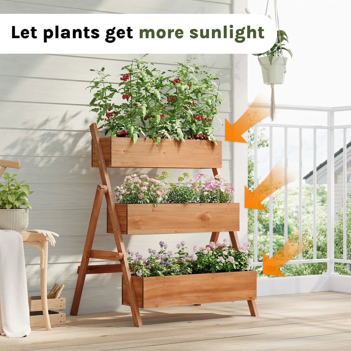 Houten plantenbak van BukkitBow met meerdere niveaus en trappen, ideaal voor moestuinen en tuinplanten.