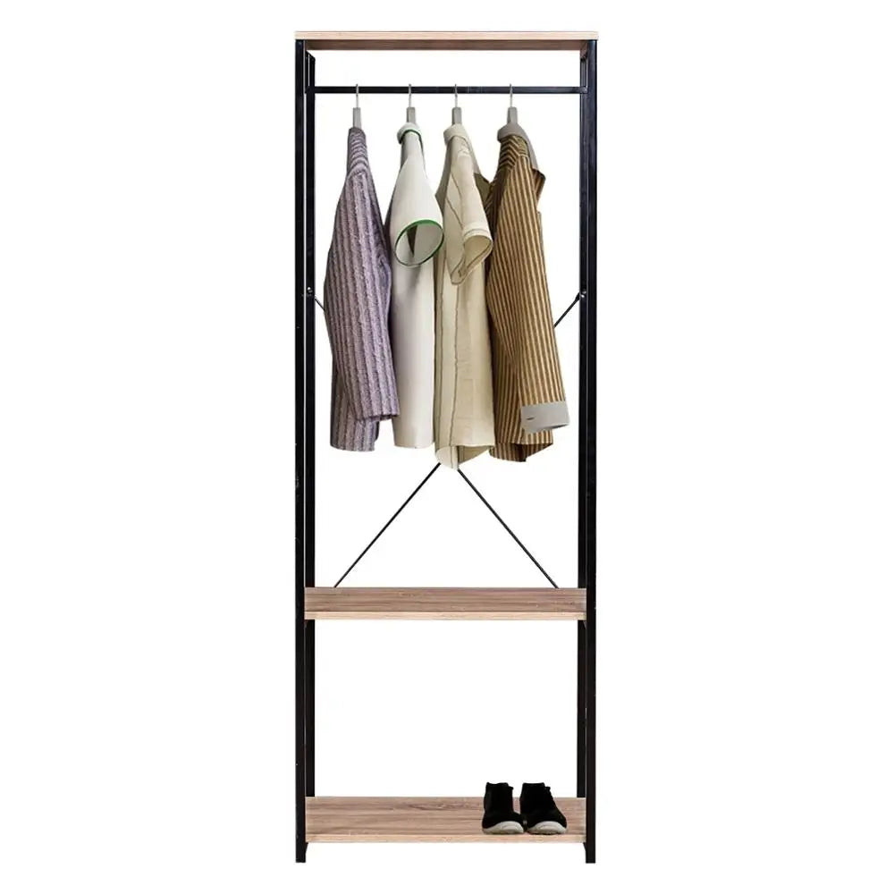 Industrieel BukkitBow kledingrek met 2 legplanken, 167 cm hoog, stevig en functioneel voor kledingopslag in een moderne ruimte.