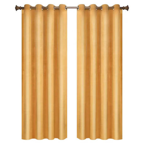 Luxe verduisteringsgordijn van BukkitBow met fluwelen dubbel geweven stof, 140cm breed en in diverse lengtes.