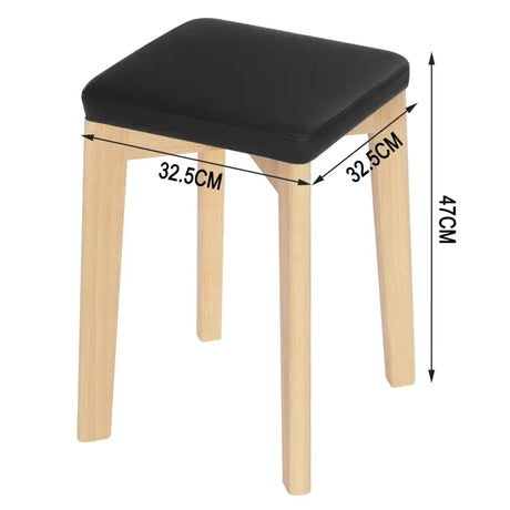 BukkitBow massief beukenhouten kruk met stabiele structuur en zachte comfortabele zitting, afmetingen 32,5x32,5x47cm.