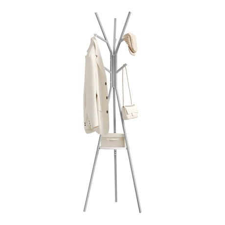 Moderne BukkitBow kledingrek met 9 haken en ronde houten legplank, ideaal voor het organiseren van kleding en accessoires.