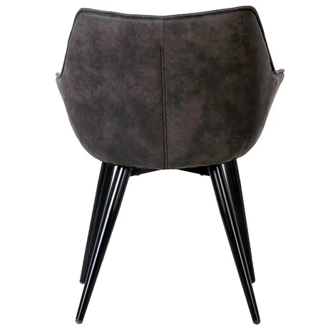 Moderne BukkitBow eetkamerstoel met metalen poten en zachte, ergonomische zitting, zithoogte 44 cm voor comfortabel dineren.