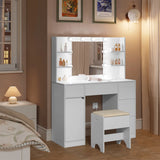 Moderne witte BukkitBow kaptafel met stopcontact en Hollywood-verlichting, ideaal voor make-up en haarstyling in de slaapkamer.