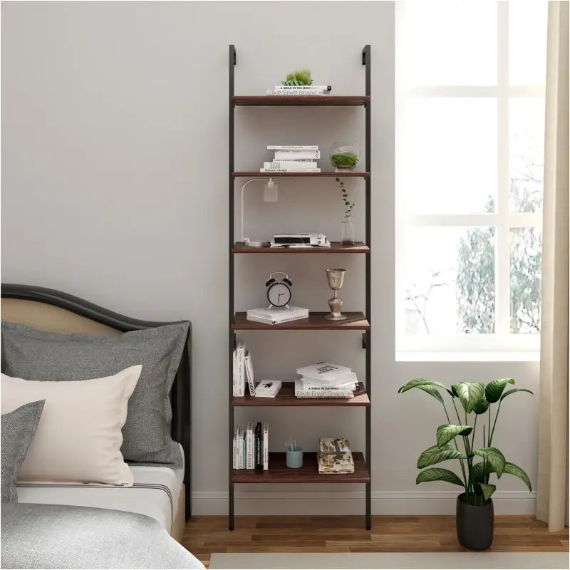 BukkitBow multifunctioneel ladderrek met 6 planken van donker eikenhout en zwart stalen frame, afmetingen 60x204x30cm.