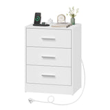 Houtnachtkastje van BukkitBow met 3 laden en USB-oplaadstation, modern ontwerp voor slaapkamer.