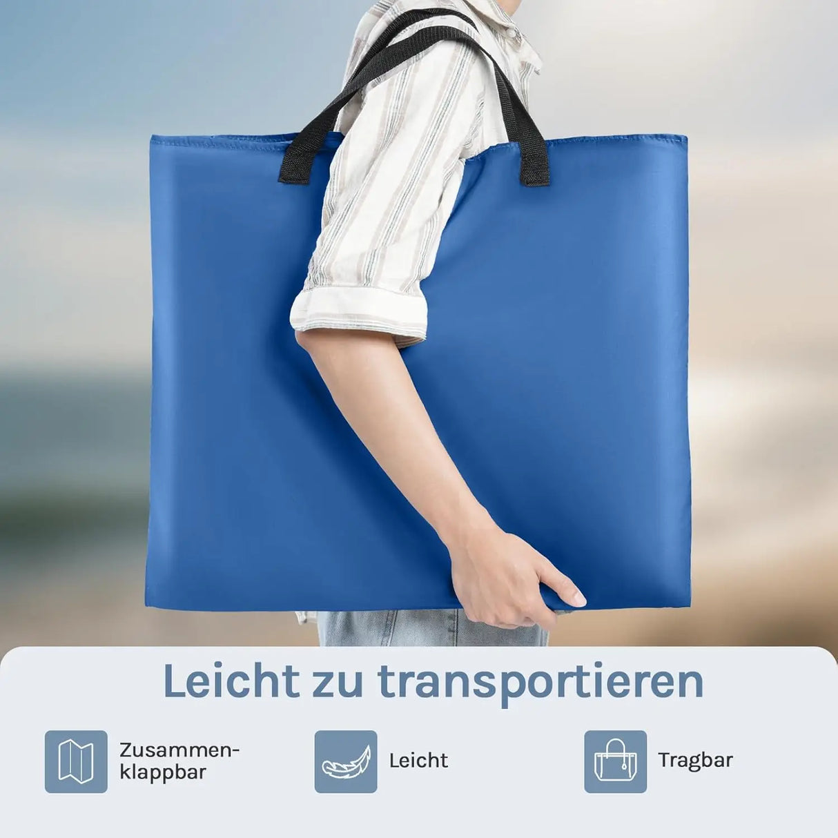Opvouwbare BukkitBow strandmat met verstelbare rugleuning en draagtas, ideaal voor ontspannen op het strand.