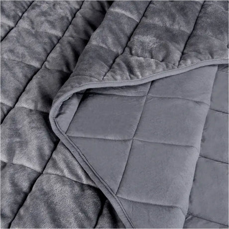 Donkergrijze BukkitBow microvezel deken van 360 GSM, zachte spreien in verschillende maten, perfect voor comfort en warmte.