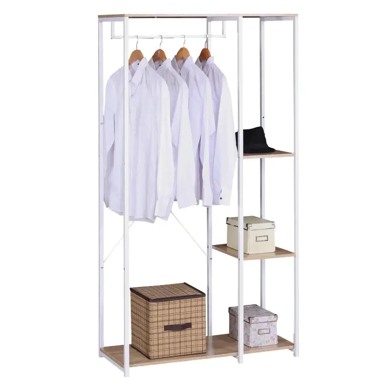 BukkitBow staande kapstok met houten planken, ophanghaken voor jassen en een ingebouwde schoenenplank in een moderne entree.