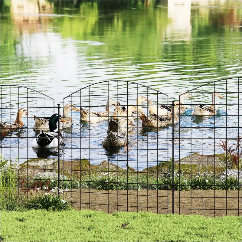 BukkitBow zwart metalen tuinhek en vijverhek, compleet set met gaashekwerk voor tuinbeveiliging en afscheiding